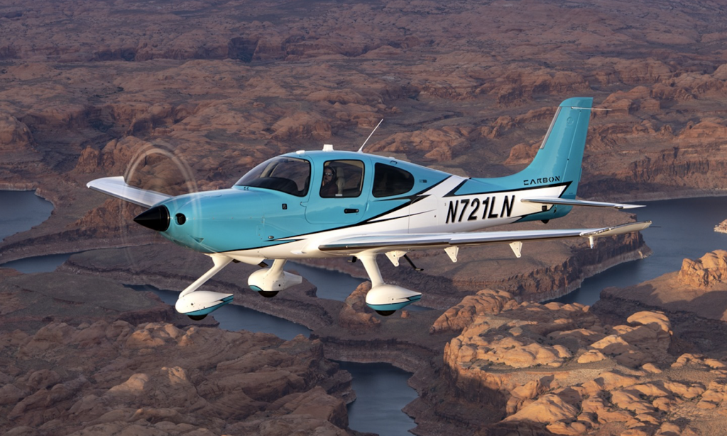 Cirrus SR 22